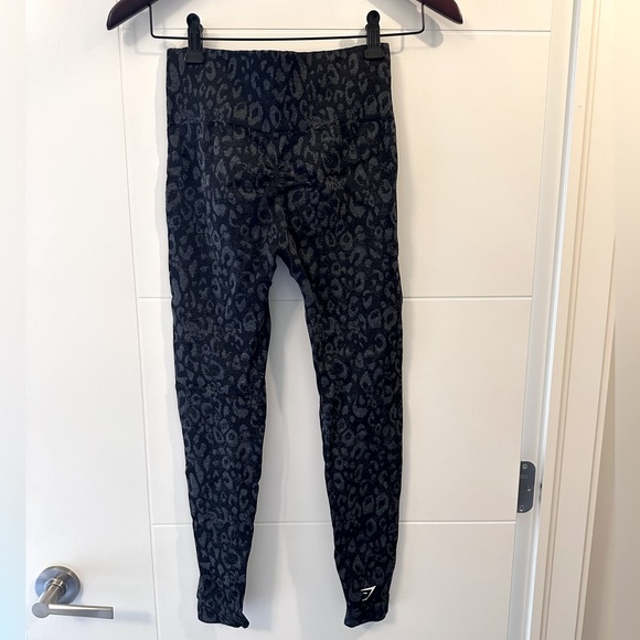 Adapt animal Gymshark leggings - Picture 3 of 5